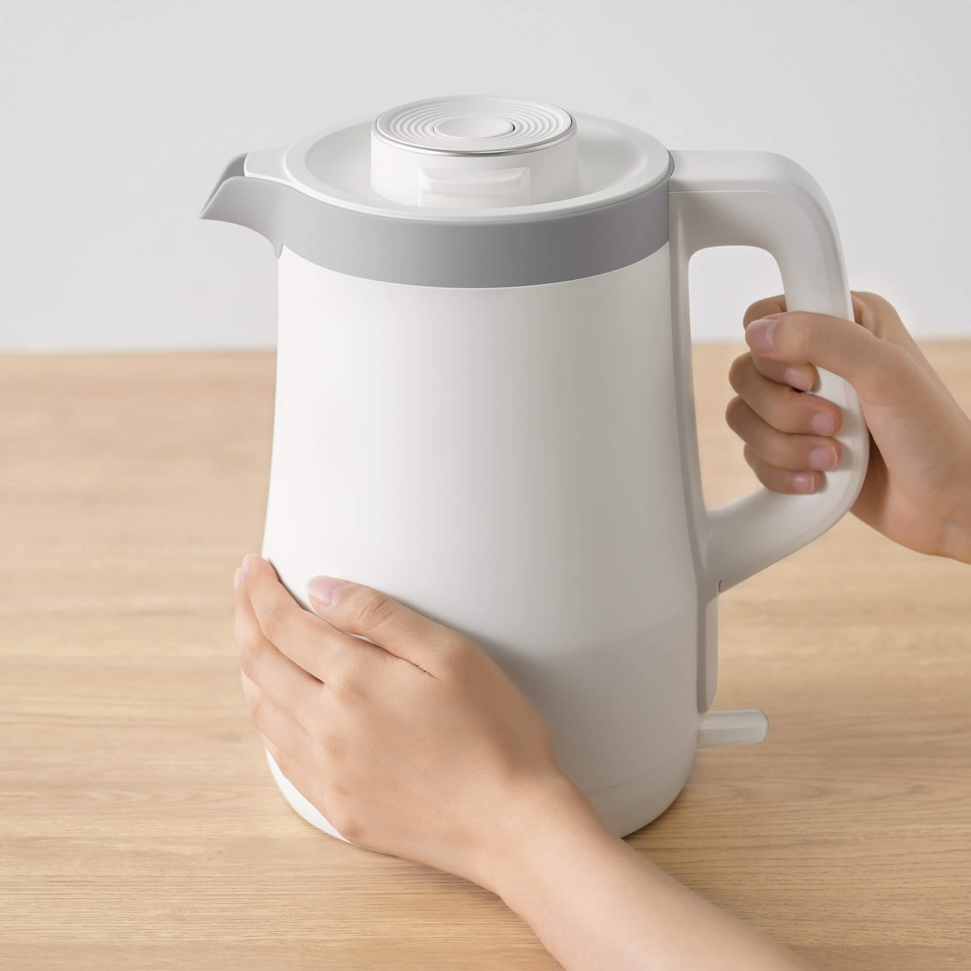 Bình đun siêu tốc Toshiba 1.5 lít KT-15DRTVN(W)